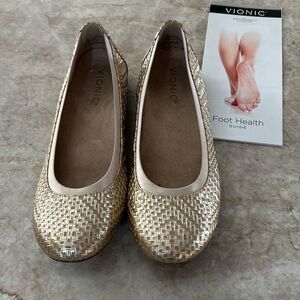 Vionic Gold Woven Flats